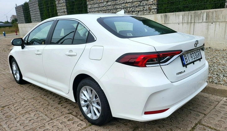 Toyota Corolla cena 76422 przebieg: 8, rok produkcji 2022 z Niepołomice małe 436